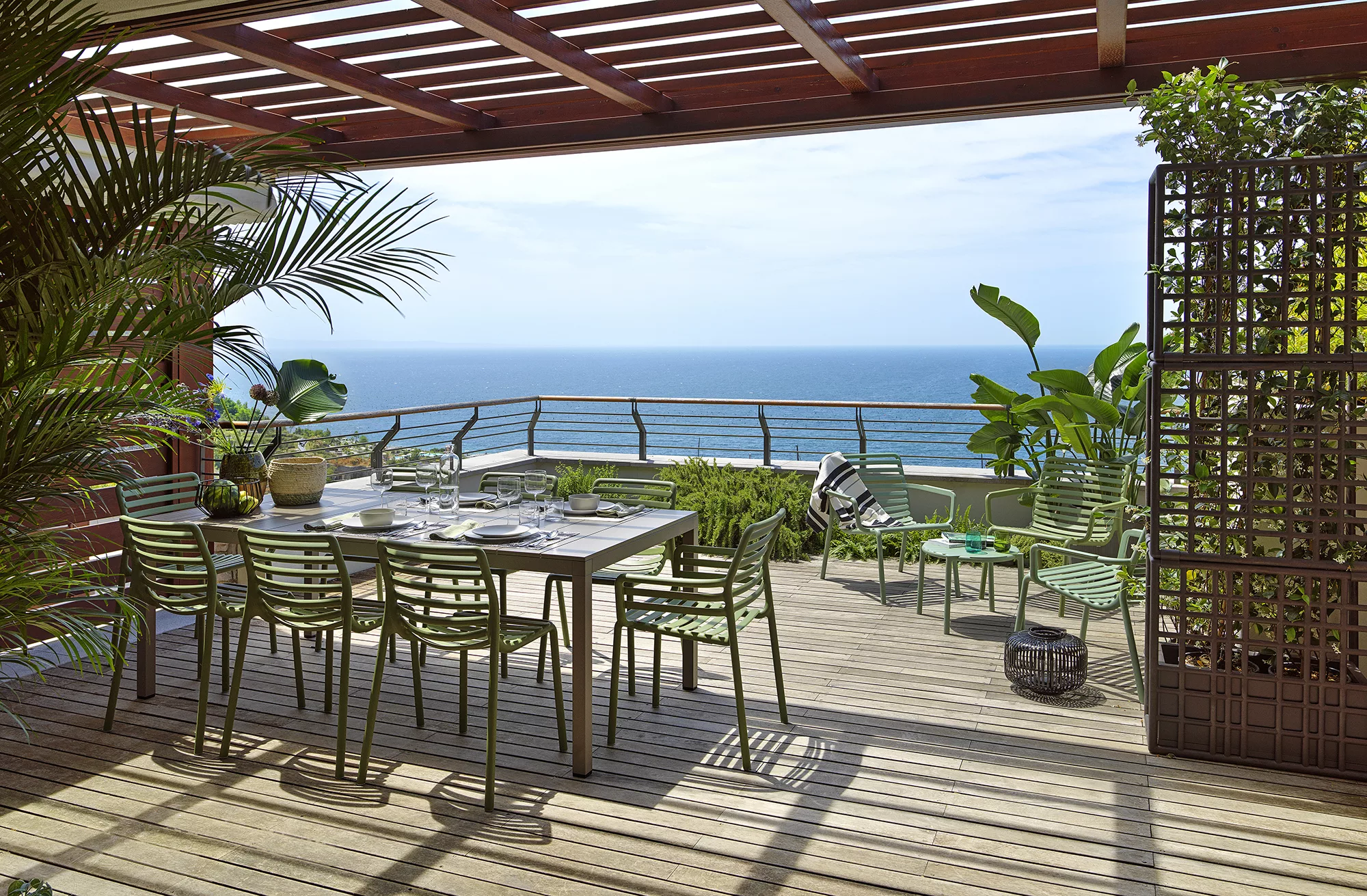 NARDI Rio 8 Seater Outdoor Dining Set with Doga Chairs - Image 3