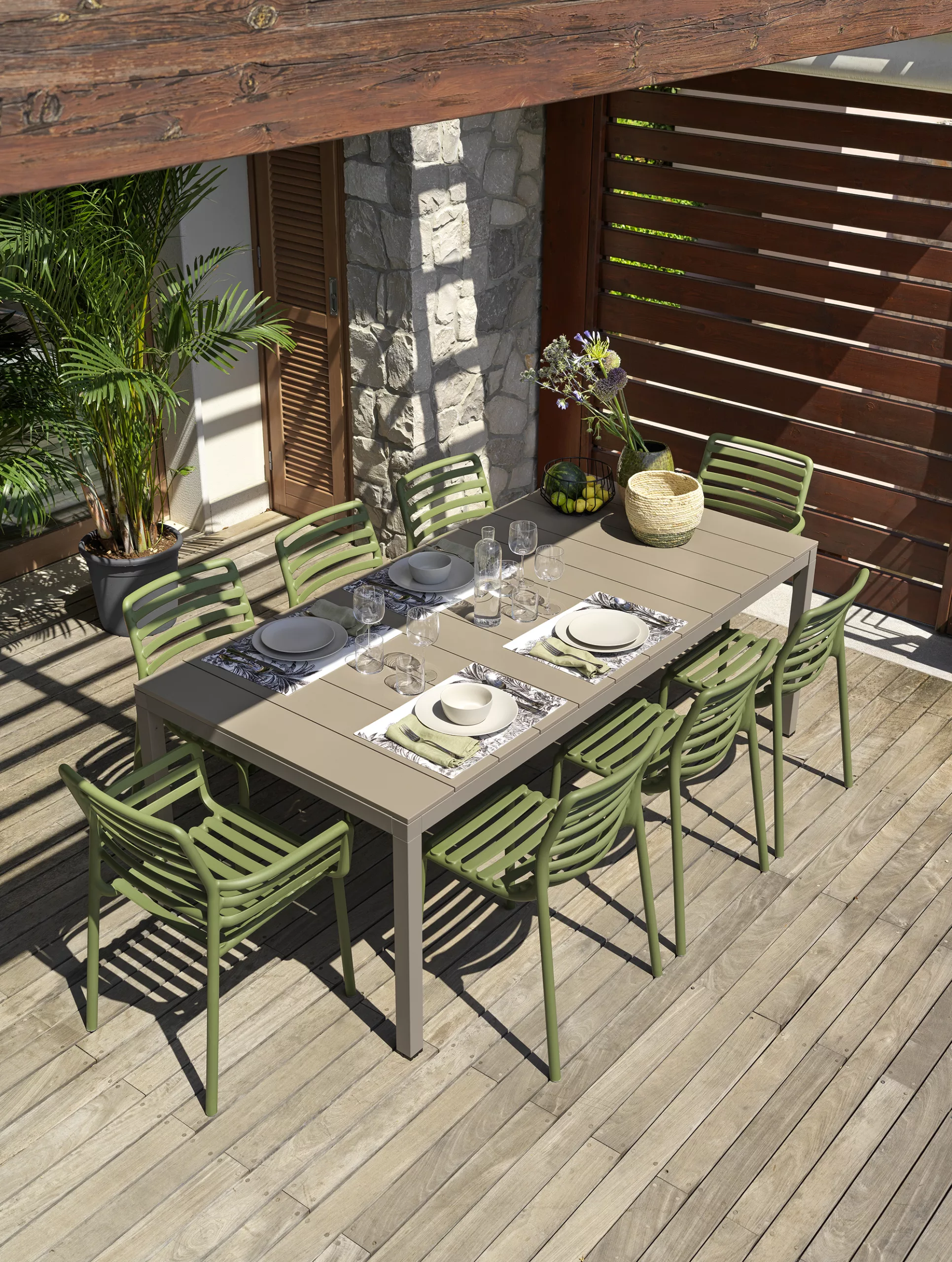 NARDI Rio 8 Seater Outdoor Dining Set with Doga Chairs - Image 2